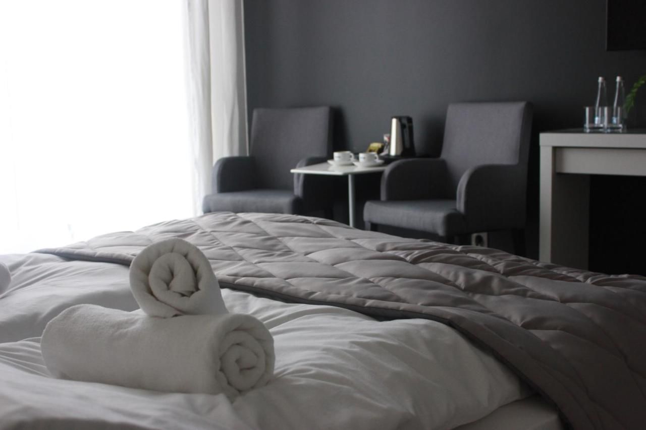 Отели типа «постель и завтрак» Arboretum Hotel Wolbórz-15