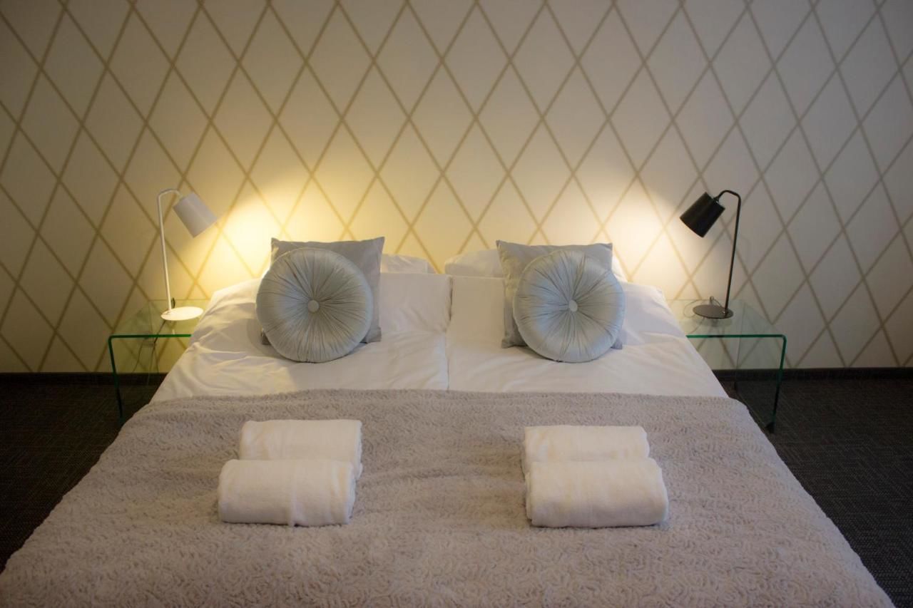 Отели типа «постель и завтрак» Arboretum Hotel Wolbórz