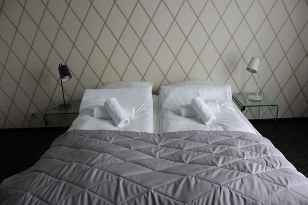 Отели типа «постель и завтрак» Arboretum Hotel Wolbórz-26