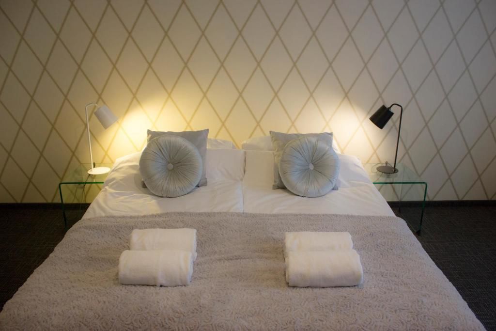 Отели типа «постель и завтрак» Arboretum Hotel Wolbórz