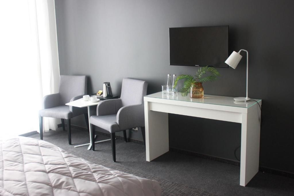 Отели типа «постель и завтрак» Arboretum Hotel Wolbórz-62