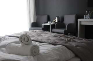Отели типа «постель и завтрак» Arboretum Hotel Wolbórz Двухместный номер с 1 кроватью-20